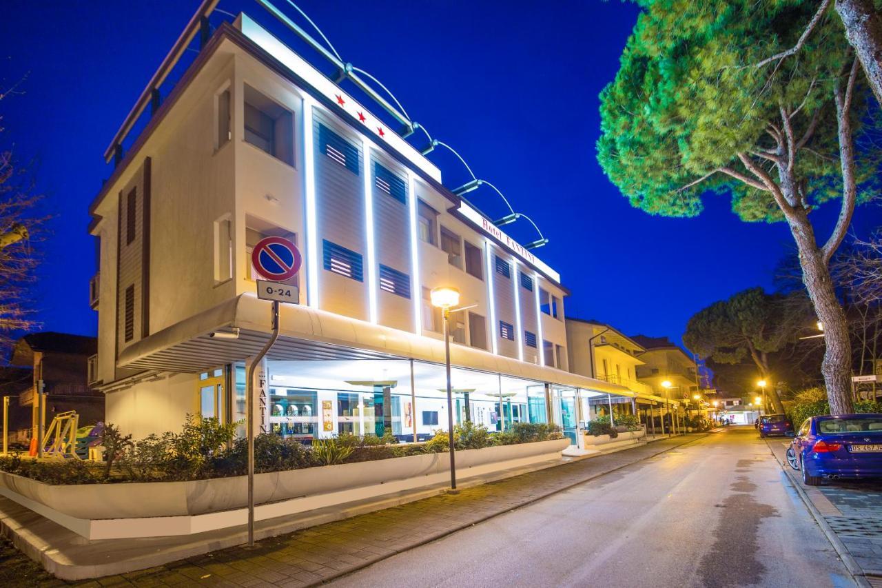 Hotel Fantini Gatteo a Mare Exterior photo